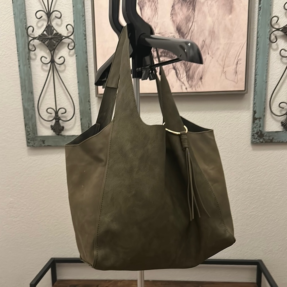 Antik Kraft Olive Green Tote with Tassel